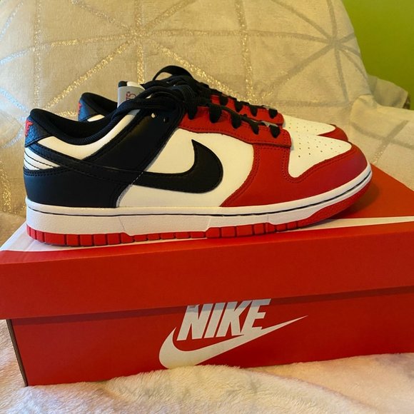 Elegant Women's Nike Dunk Low Shoes - Picture 3 of 4